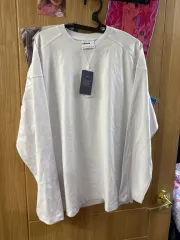 新品 ローガンTシャツ Lのサムネイル