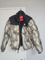 Supreme THE NORTH FACE ザノースフェイス ファーNuptse(ヌプシ) Mサイズ出品のサムネイル