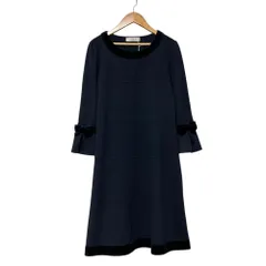 美品 GALLERY VISCONTI DONNA ギャラリービスコンティ 袖リボン ワンピース 1398913 サイズ2 ネイビー レディース 古着 中古 USEDのサムネイル