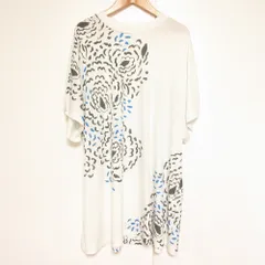 美品 HIROKO KOSHINO ヒロココシノ ベア天竺アートプリントチュニック サイズ38 ホワイト レディース 古着 中古 USEDのサムネイル
