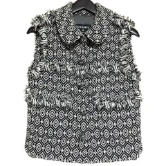 美品 CHANEL シャネル 08A ジオメトリック ツイード ベスト ジレ P33432 サイズ34 ブラック×ホワイト レディース 古着 中古 USEDのサムネイル