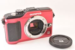 OLYMPUS PEN E-PL2 ボディ レッド 《S数860回》 ＃A455 - メルカリ