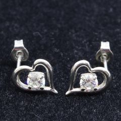 Saint Laurentの「スモーキングハート フープ ピアス」 - メルカリ