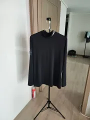 アメイジング 長袖 接触冷感インナーTシャツ ブラック 100のサムネイル
