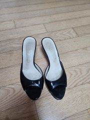 希少品‼️】CHANEL ヴィンテージミュール ホワイト ココマーク 23