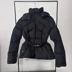 美品モンクレール★ALOES★ブラック★00★ショートダウン★ベルト付き★国内正規品のサムネイル