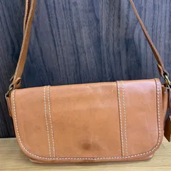 【クラシック】HERZ ヘルツ 本革レザー フラップショルダーバッグ キャメルのサムネイル