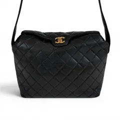 CHANEL シャネル　マトラッセ　キルティング　ワンショルダーバッグ　ココマークロゴ金具　ターンロック式　ブラック　黒のサムネイル