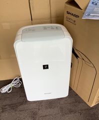 C228-17 SHARP CV-P71-W 衣類乾燥除湿機 - メルカリ