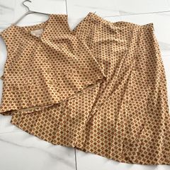 美品】Burberrys 総柄ベスト チェック 金釦 スカーフ柄 11号 - メルカリ