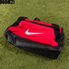 6児ママさっちゃん様 専用 JORDAN ダッフルバッグ（46L ） - メルカリ