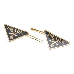 新品】PRADA クリスタル装飾付 トライアングル ロゴ ヘアピン - メルカリ