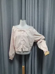 オフネック ピンク ブラウスのサムネイル