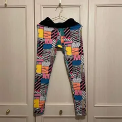 【東あずま店　併売品】　Zumba ZUMBA レギンス leggings パンツ ボトム ボトムス ヨガウェア スポーツウェア レディース 総柄 タイツのサムネイル
