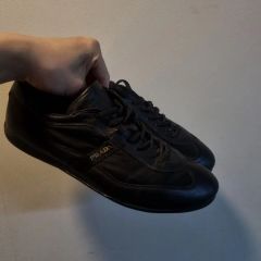 極美品】PRADA プラダ ナイロン スエード スニーカー ネイビー UK8 