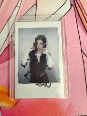 三宅美羽 くじメイト B賞 チェキ 直筆サイン入り - メルカリ