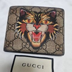 Gucci スプリーム ウルフプリント ジップアラウンドウォレット - メルカリ