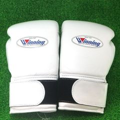 正規品！新品未使用！Winning ボクシンググローブ 14oz ホワイト