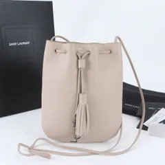 美品 サンローラン パリ カサンドラ ドローストリング レザー ショルダーバッグ 斜め掛け クロスボディ レディース WWM EE4-5【中古】のサムネイル