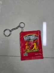 バレンシアガ チップス レッドキーホルダーのサムネイル