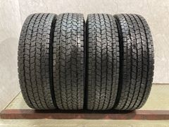 BS W979 215/70R15 107/105L LT】スタッドレス【トヨタ 100系