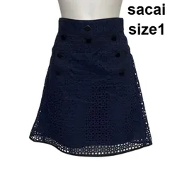 ◇ サカイ sacai パンチングレーススカート 膝丈スカート Aライン 台形 ダブルブレスト風 ネイビー コットン100 1 S 7号 レディース S6F212のサムネイル