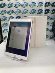 iPad 第8世代 32GB Wi-Fiモデル ゴールド 箱・充電器付き - メルカリ