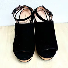 【マークバイマークジェイコブス MARC BY MARC JACOBS】美品 スエードサンダル 36 ブラック×ピンクゴールドのサムネイル