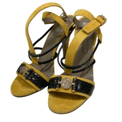 VERSACE COLLECTION ヴェルサーチコレクション アンクルストラップサンダル I37 23.5cm相当 イエロー レディース 古着 中古 USEDのサムネイル