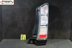 JF1 NBOX 右テールランプ ICHIKOH D105＊2977 - メルカリ