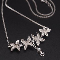 SWAROVSKI スワロフスキー ネックレス フラワー 花 くり抜き シルバー 