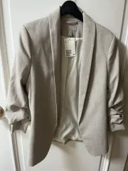 H&M ジャケット ベージュ <新品>のサムネイル