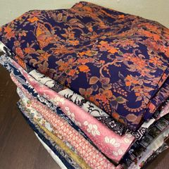 正絹 大島紬 着物 羽織 10枚 まとめ売り リメイク ハンドメイド まとめ売り】正絹大島紬10枚 リメイク素材 ハンドメイド向け - メルカリ