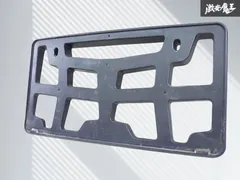 【割れ無し】CARMATE カーメイト LUXIS ラグジス 汎用 ナンバーフレーム 1枚 穴間：約21cm 縦：約17.5cm 横：約34cm 黒素地 即納 在庫有 棚のサムネイル
