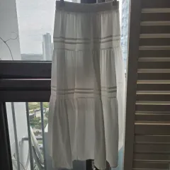 白 ロング スカートのサムネイル