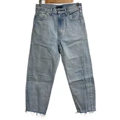 美品 Levi’s Made & Crafted リーバイス メイド＆クラフテッド BARREL CROP カットオフ デニムパンツ ジーンズ W26 ライトブルー レディース 古着 中古 USEDのサムネイル