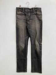 新品 UNIQLO クラシックフィットジーンズ 90s W28 - メルカリ