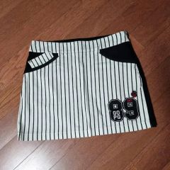 新品タグ付き】パーリーゲイツ 2023年 ゴルフスカート 刺繍 ボーダー 0