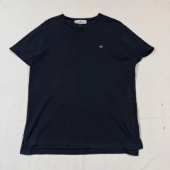 レア期】Vivienne Westwood M Tシャツ 刺繍ロゴ ブラック - メルカリ