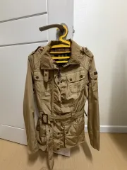 BARBOUR（バブアー）インターナショナル ジャケット ベージュ (55～66 サイズ)のサムネイル
