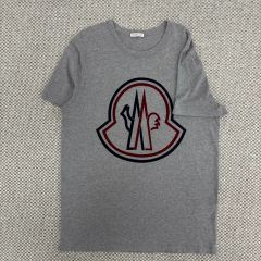 MONCLER / モンクレール MAMI WATA コラボ Tシャツ グレー - メルカリ