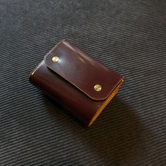 コンチョ付き二つ折りウォレットゴールド菊 コードバン・栃木レザー