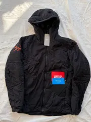 BEAMS x ARC'TERYX Atom ARフーディー ブラック オレンジ BEAMS Atom Aのサムネイル