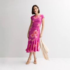 最終値下げ】NINE 雑誌掲載品☆ベージュ フリル ミニワンピース☆梨花