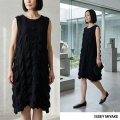 2019年イッセイミヤケ変形ワンピース ISSEY MIYAKE - メルカリ