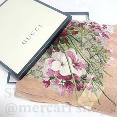 GUCCI GGロゴ ストール ショール グレー 大判 正方形 - メルカリ