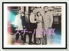 英文書『ROBOTS AND SPACESHIPS』 「ロボットと宇宙船」写真集 - メルカリ