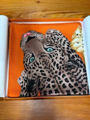 エルメスHERMESスカーフ Baobab Cat クリーニング済 - メルカリ