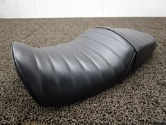 CBX400F CBX550F パンチングレザー あんこ抜き タックロ黒 中古品