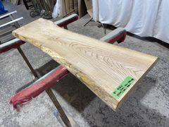 DIYに最適】杉 無垢一枚板｜耳付き・加工しやすいナチュラル材 - メルカリ